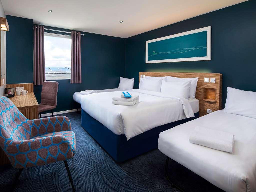 Travelodge Wadebridge Room photo